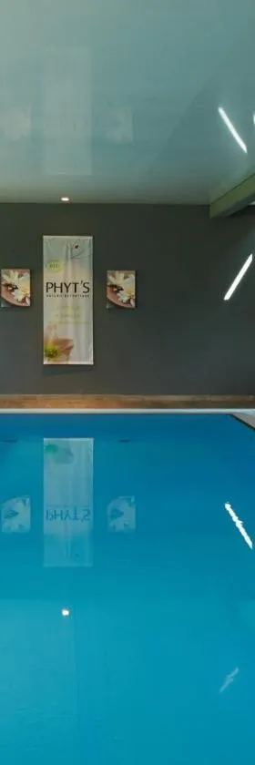 狩猎庄园Spa&餐厅酒店，位于伯肯瓦尔德的酒店