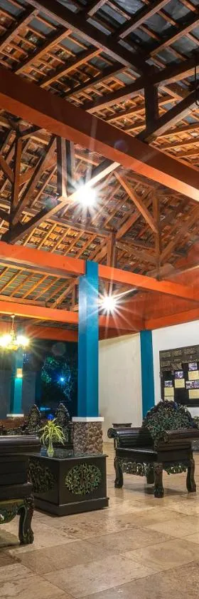 Margo Utomo Hill View Resort，位于外南梦的酒店