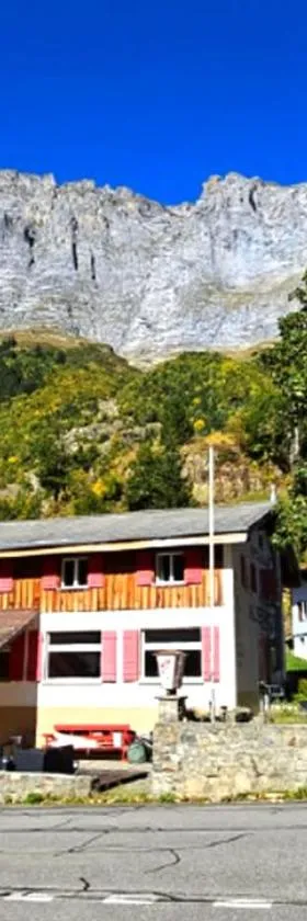 Gadmen Alpenrose, Switzerland，位于Gadmen的酒店