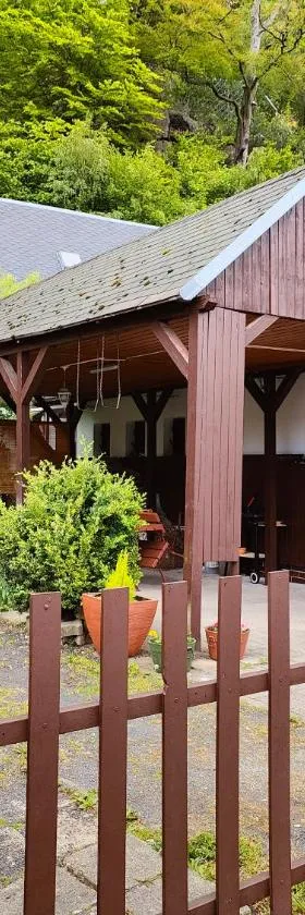 Apartmán HRANICE - Hřensko，位于赫任斯科的酒店