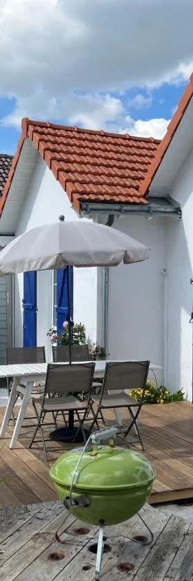 Maison typique - Crève-coeur，位于拉贝尔讷里昂雷茨的酒店