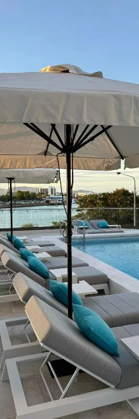 Belmoral Corporate Suites，位于汤斯维尔的酒店