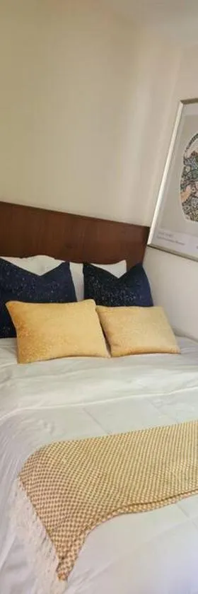 Cozy Tiny Private GuestSuite，位于兰开斯特的酒店