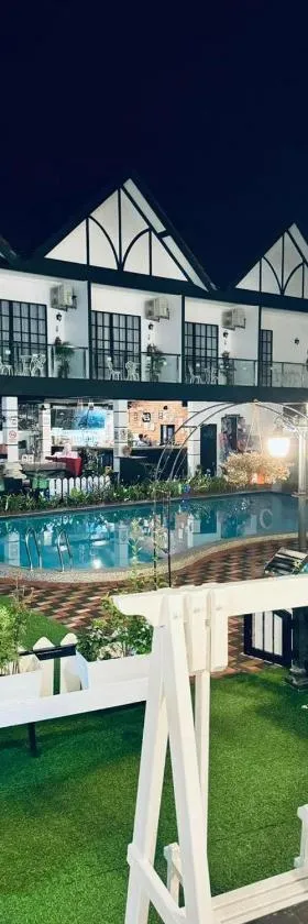 BERUNTUNG KE BARI RESORT @ PANTAI PENARIK，位于Kampong Bari Kechil的酒店