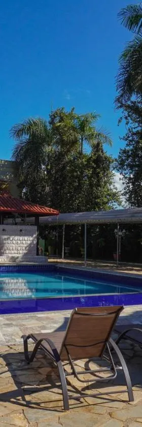 Hotel Tropical Garden，位于东普里马韦拉的酒店