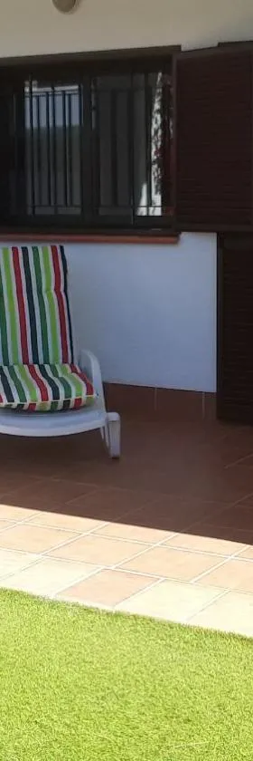 Casa ARCO IRIS avec Jardin et Terrasse - piscine et jacuzzi partagés - by Cathy Ducoin，位于圣胡安德洛斯特雷罗斯的酒店