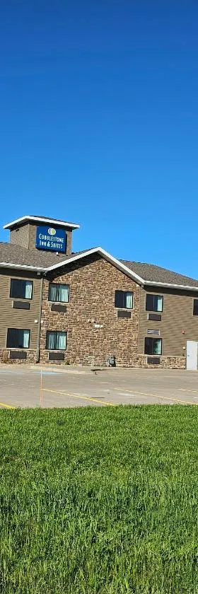 Cobblestone Inn & Suites – Manchester，位于Manchester的酒店