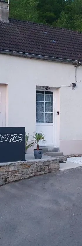 La Maison du Druide，位于Bonneuil-en-Valois的酒店