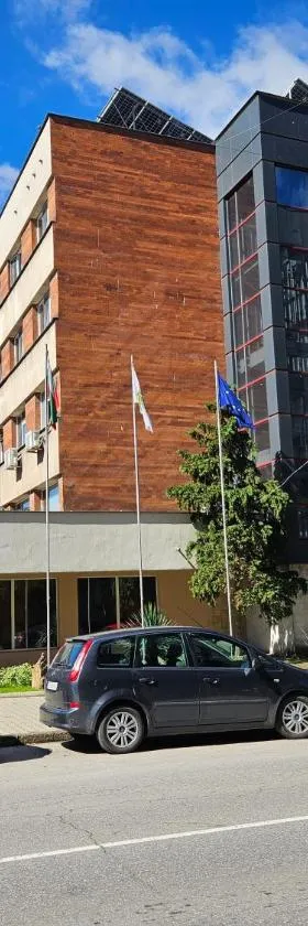 Family Hotel Bulgaria，位于Kharmanli的酒店