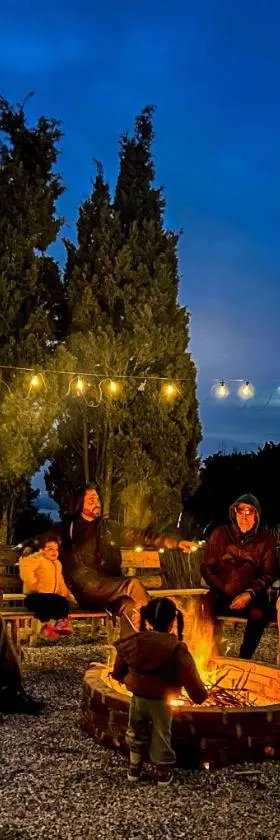 Ghar El Melh Outdoors，位于Raʼs al Jabal的酒店