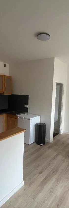 Appartement 2 chambres centre-ville，位于吕尔的酒店