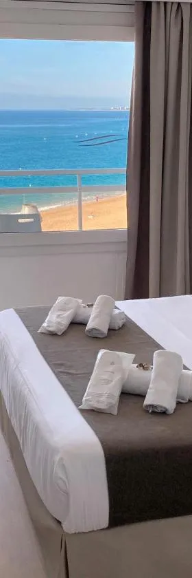 Hotel Rosamar Maxim 4*- Adults Only，位于罗列特海岸的酒店