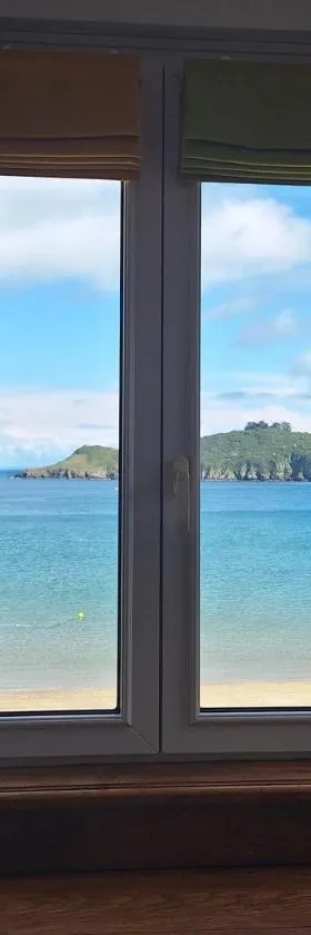Face a la mer avec terrasse ensoleillee Brehec，位于普卢阿的酒店