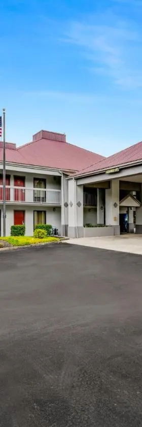 金斯波特红屋顶客栈，位于金斯波特的酒店