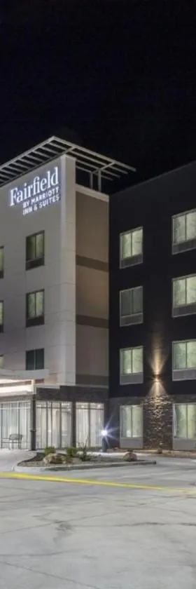 Fairfield Inn & Suites Monahans，位于莫纳汉斯的酒店
