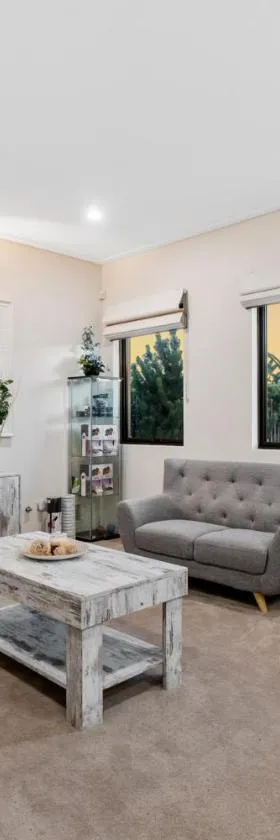 Beachside Bliss 1BR Mindarie，位于Mindarie的酒店