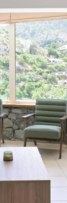 Oikou Thea Guesthouse，位于Oikos的酒店