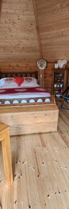 Chalet-Sauna-Evasion Nature et Bien-être，位于格斯奈的酒店