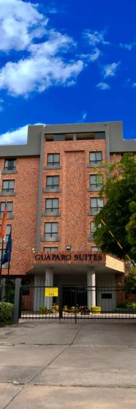 Hotel GH Guaparo Suites Valencia，位于巴伦西亚的酒店