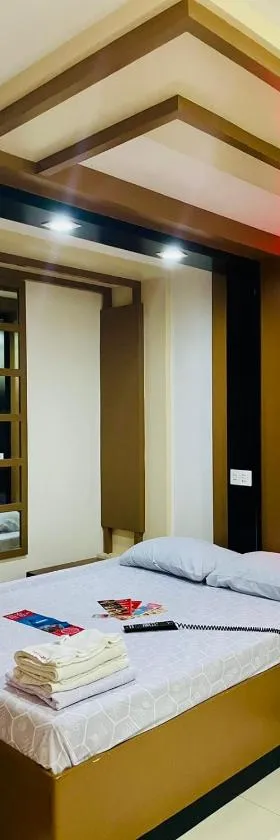 邦板牙大有崇光酒店，位于安吉利斯的酒店