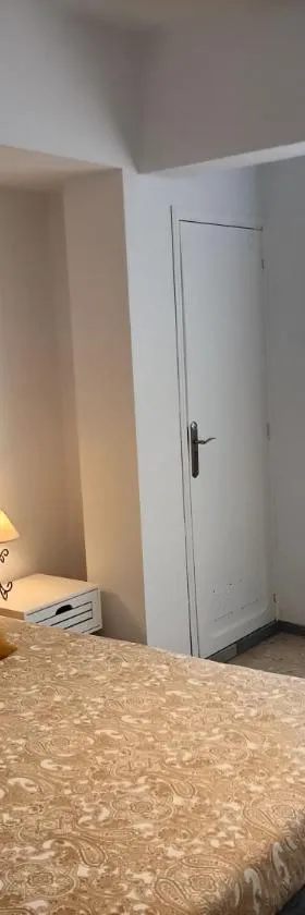 TARAJALLUXURYROOM，位于大塔拉哈尔的酒店