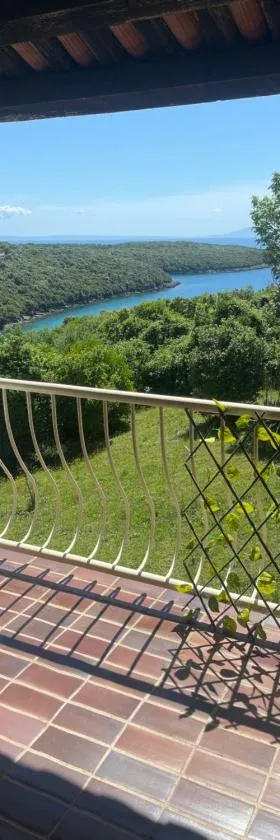 Studio Mendula，位于Šegotići的酒店