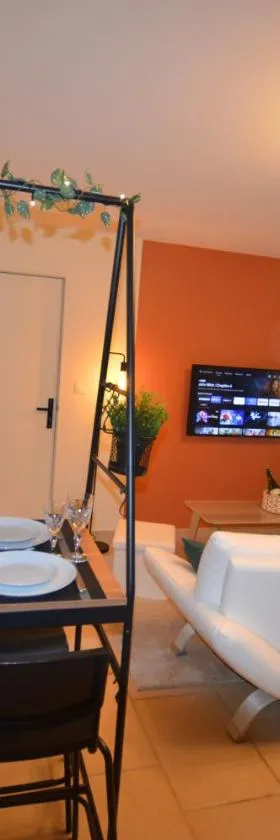 Logement cosy et moderne，位于滨海吕克的酒店