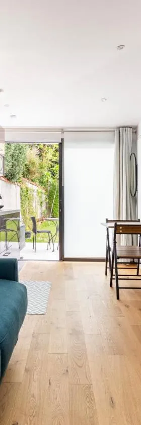 Studio à toutes proximités，位于马恩河畔布里的酒店