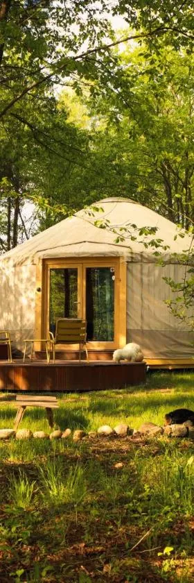 Dacza Puchacza Glamping，位于Stare Osieczno的酒店