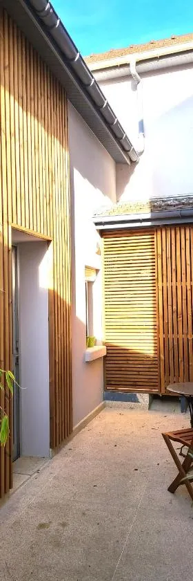 Appartement Duplex 40 M²，位于丰特奈·特雷西尼的酒店