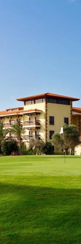 Elba Palace Golf Boutique Hotel - Adults Only，位于卡勒达德福斯特的酒店
