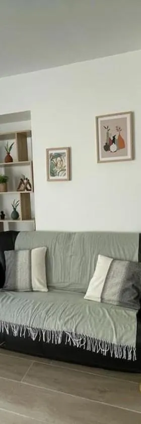 2-Appartement RDC avec jardin，位于芒特拉若利的酒店