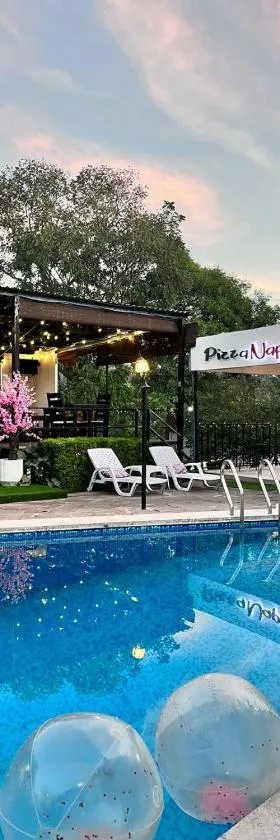 VILLA NAPOLI，位于圣安娜的酒店