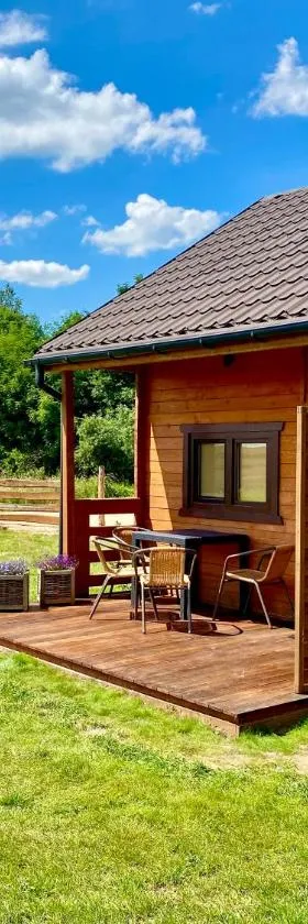 "OhMazury" ogród i winnica，位于吉日茨科的酒店