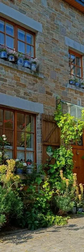 Le Jardin des Miroirs，位于Esneux的酒店
