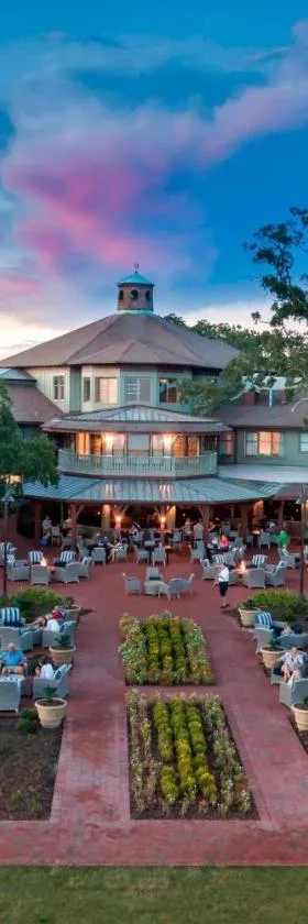 Grand Hotel Golf Resort & Spa, Autograph Collection，位于Point Clear的酒店