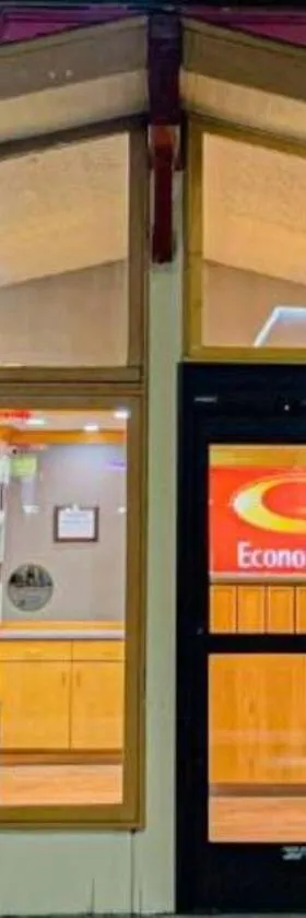 Econo Lodge Inn & Suites Winnemucca，位于温尼马卡的酒店