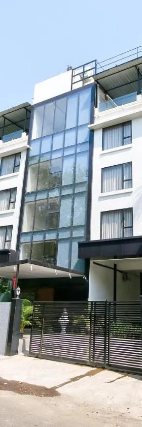 Hotel Mumbai House Ghansoli, Navi Mumbai，位于纳威孟买的酒店