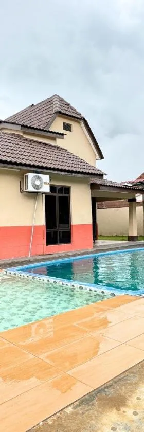 Melaka Afamosa Villa 10-12PAX with Private Pool & Free BBQ Grill，位于Kampong Alor Gajah的酒店
