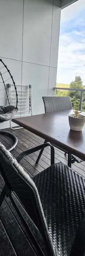 Byron Bay Hinterlands Dreaming Woods Cabin Two，位于班加洛的酒店