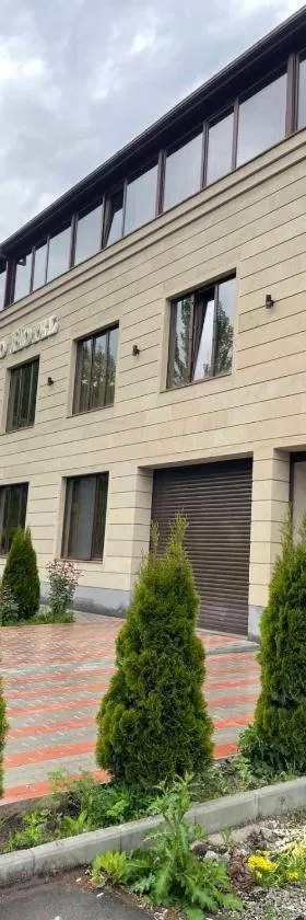 Palermo Hotel，位于瓦纳佐尔的酒店