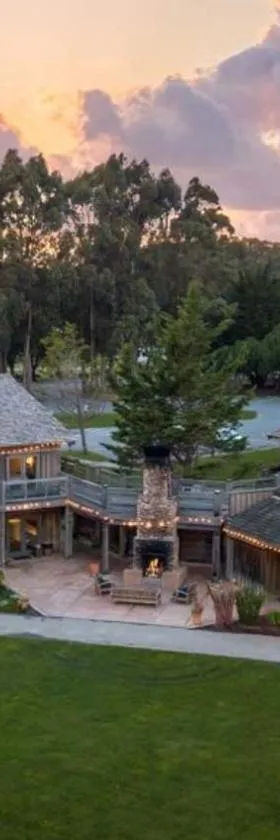 Costanoa，位于佩斯卡德罗的酒店