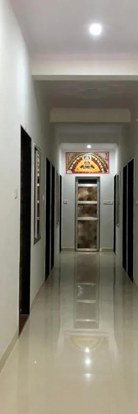 BHAI BHAI GUEST HOUSE，位于Rīngas的酒店