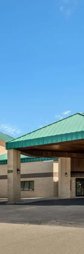 Clarion Pointe Louisville East，位于路易斯威尔的酒店