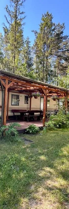 Łowisko Okonek，位于Załakowo的酒店