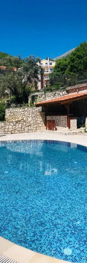 Vila Oaza Markovici，位于布德瓦的酒店