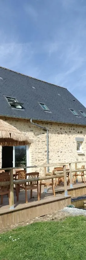 Chambre d'hôtes l'orchidée，位于Voutré的酒店