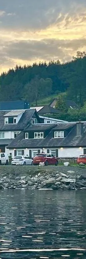 The Clachan Hotel, Lochearnhead，位于洛亨黑德的酒店
