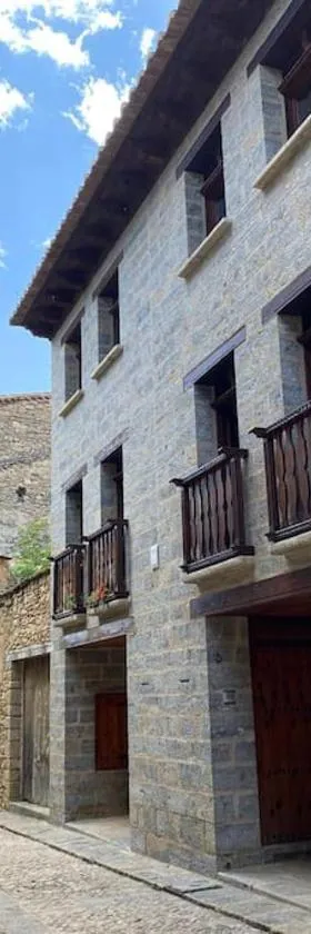 Casa Rural La Peña，位于米兰韦尔的酒店