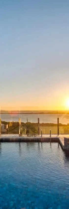 Intercity Porto Alegre Praia de Belas，位于阿雷格里港的酒店